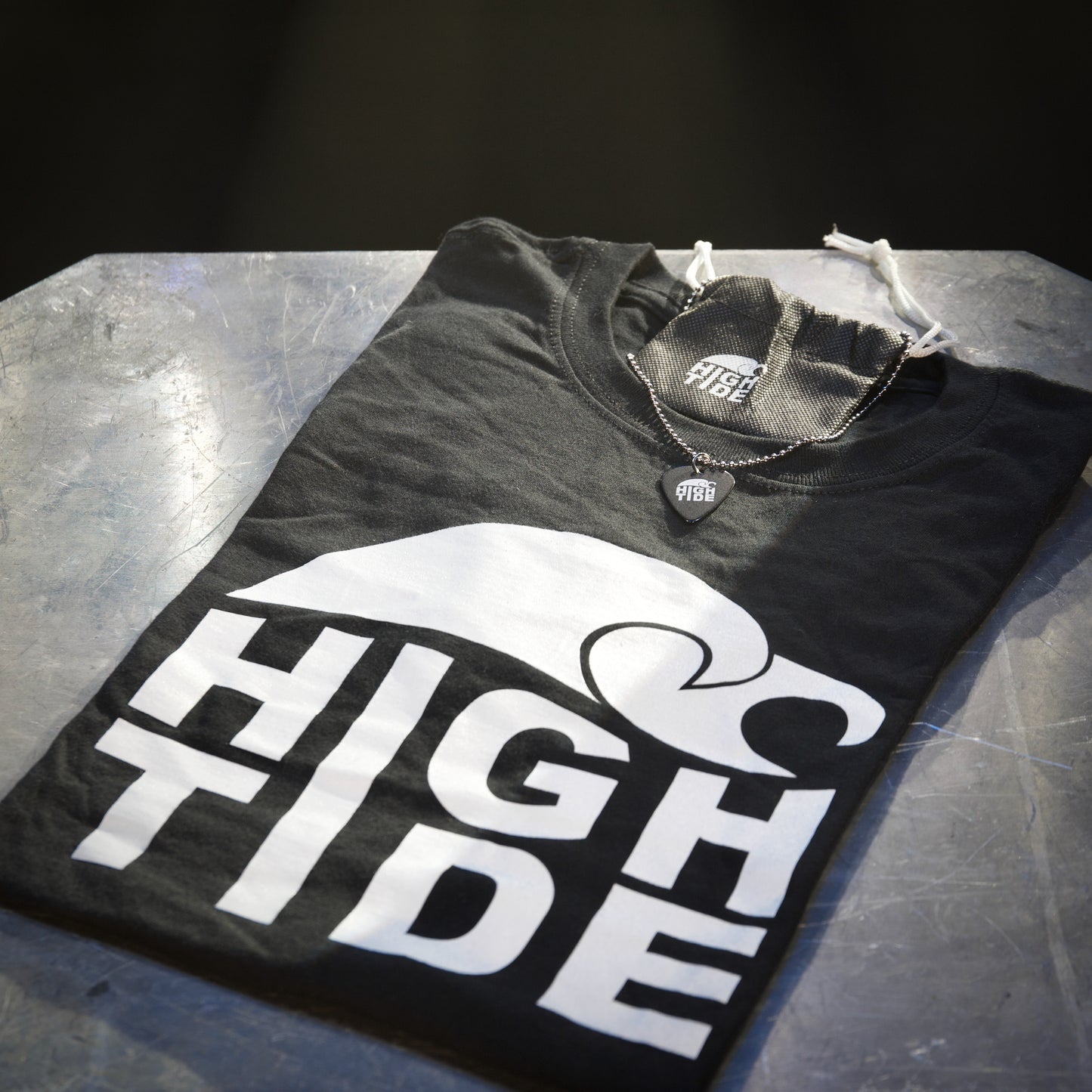 Fan-Set: T-Shirt + Kette